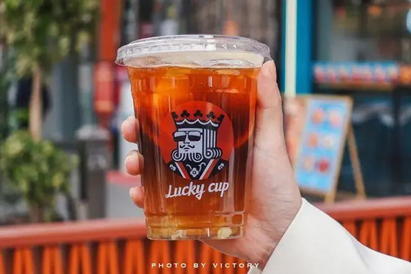 幸运咖加盟，小投资撬动咖啡茶饮大生意！