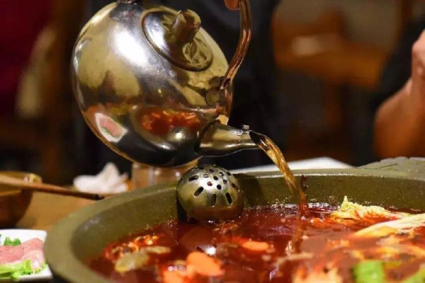 茶饮:未来餐厅不可或缺的一道“菜品”(图1) 茶饮:未来餐厅不可或缺的一道“菜品”