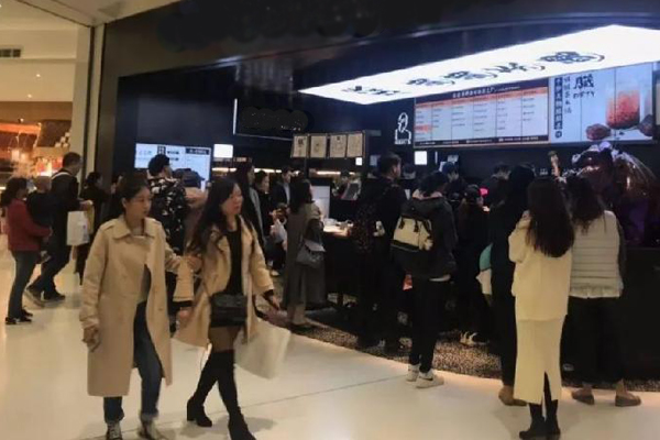宫茶如何在竞争激烈的茶饮市场突围?(图1) 宫茶如何在竞争激烈的茶饮市场突围?(图1)
