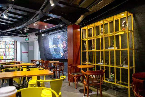 小本奶茶加盟店好做吗？新手小白怎么做？